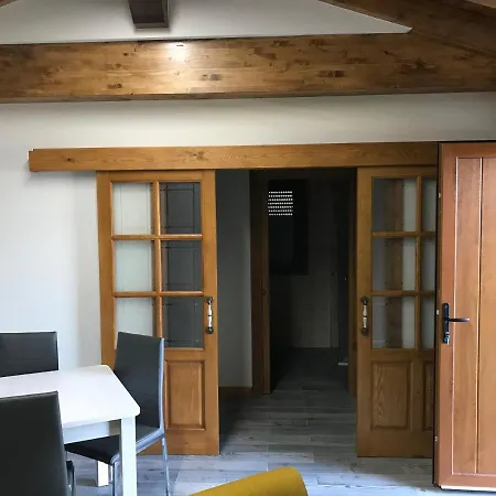 Nyaraló El Carloto La Poblacion